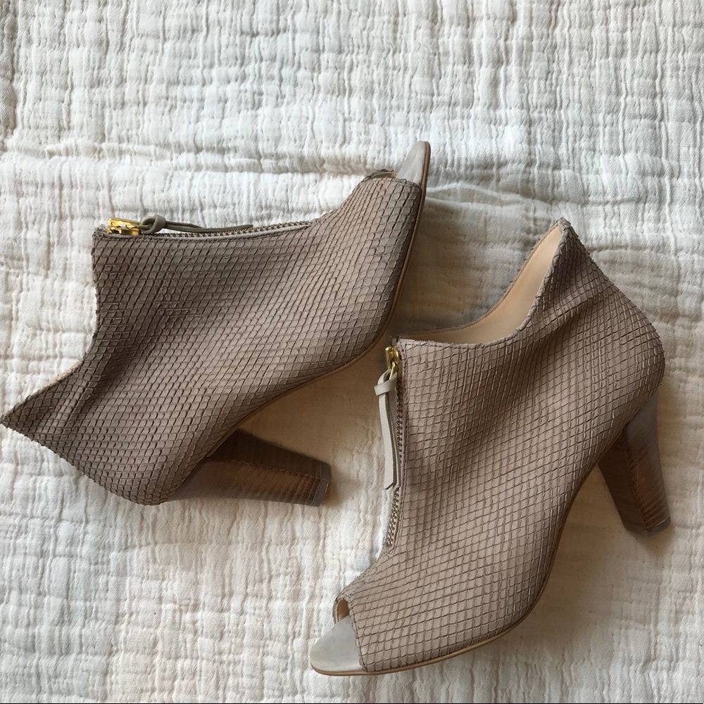 ๐๐ป NWT PAUL GREEN TOPAZ SNAKE Open Toe Bootie - Picture 8 of 8